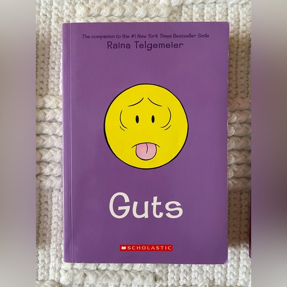 NEW 3 Graphic Novels By Raina Telgemeirer - Picture 4 of 11